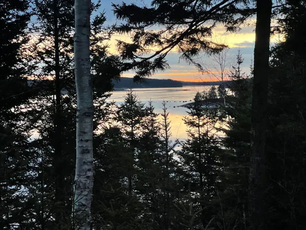 $312,000 | 4 Landis Strip, Jonesport, ME 04649