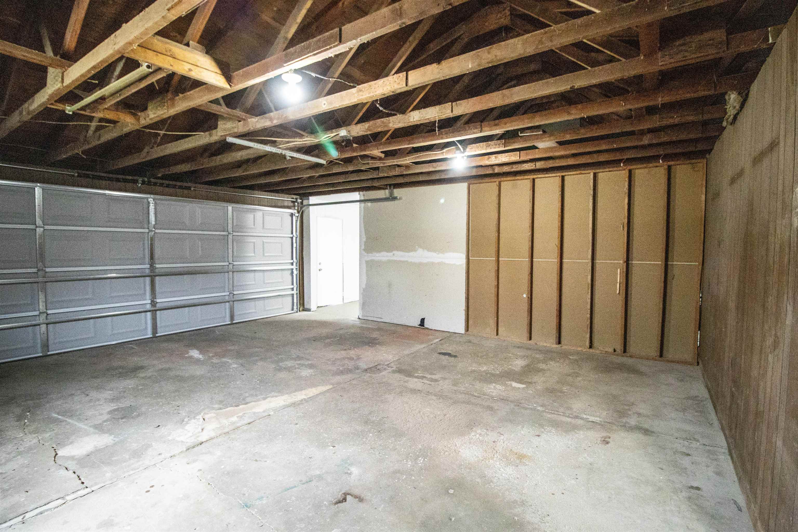 8554 North Clio Road Mount Morris, MI 48458 - Photo 34 of 38 50169565-9a7f6deb-483f-40e6-9cd0-d5ebd77efc39.JPG