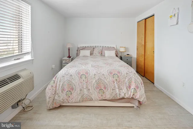 $2,300 | 9 Pearl Street, Unit 1G, Beach Haven, NJ 08008