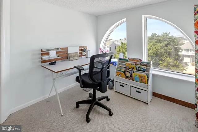 $2,300 | 9 Pearl Street, Unit 1G, Beach Haven, NJ 08008