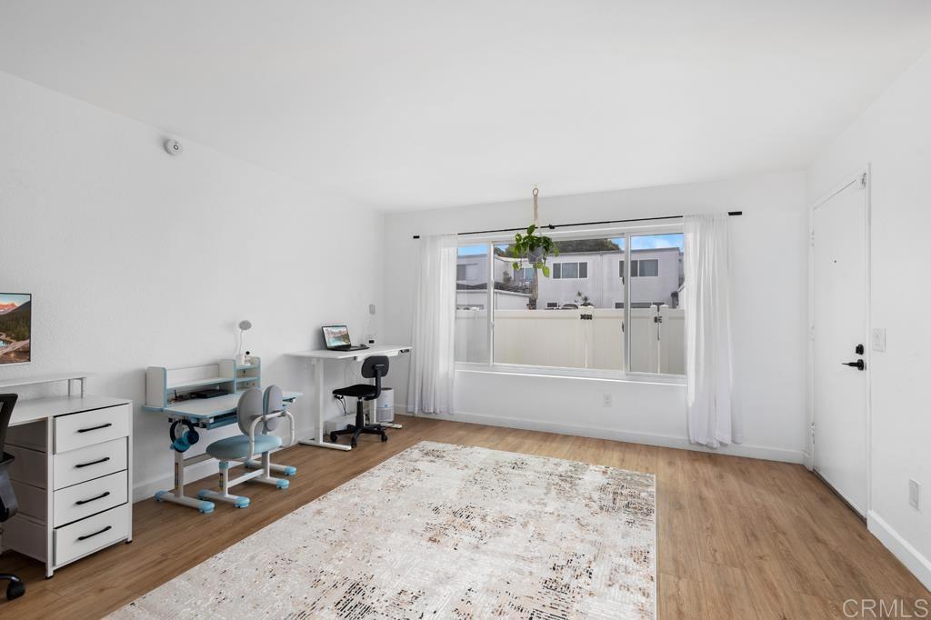 1640 Maple Drive, Unit 53 Chula Vista, CA 91911 - Photo 15 of 52 a workspace with furniture and window