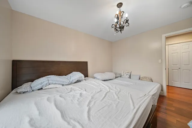 $850,000 | 160 South Elm Street, Manchester, NH 03103