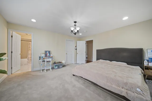 $850,000 | 160 South Elm Street, Manchester, NH 03103