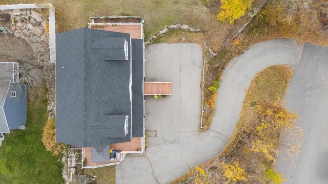 $850,000 | 160 South Elm Street, Manchester, NH 03103