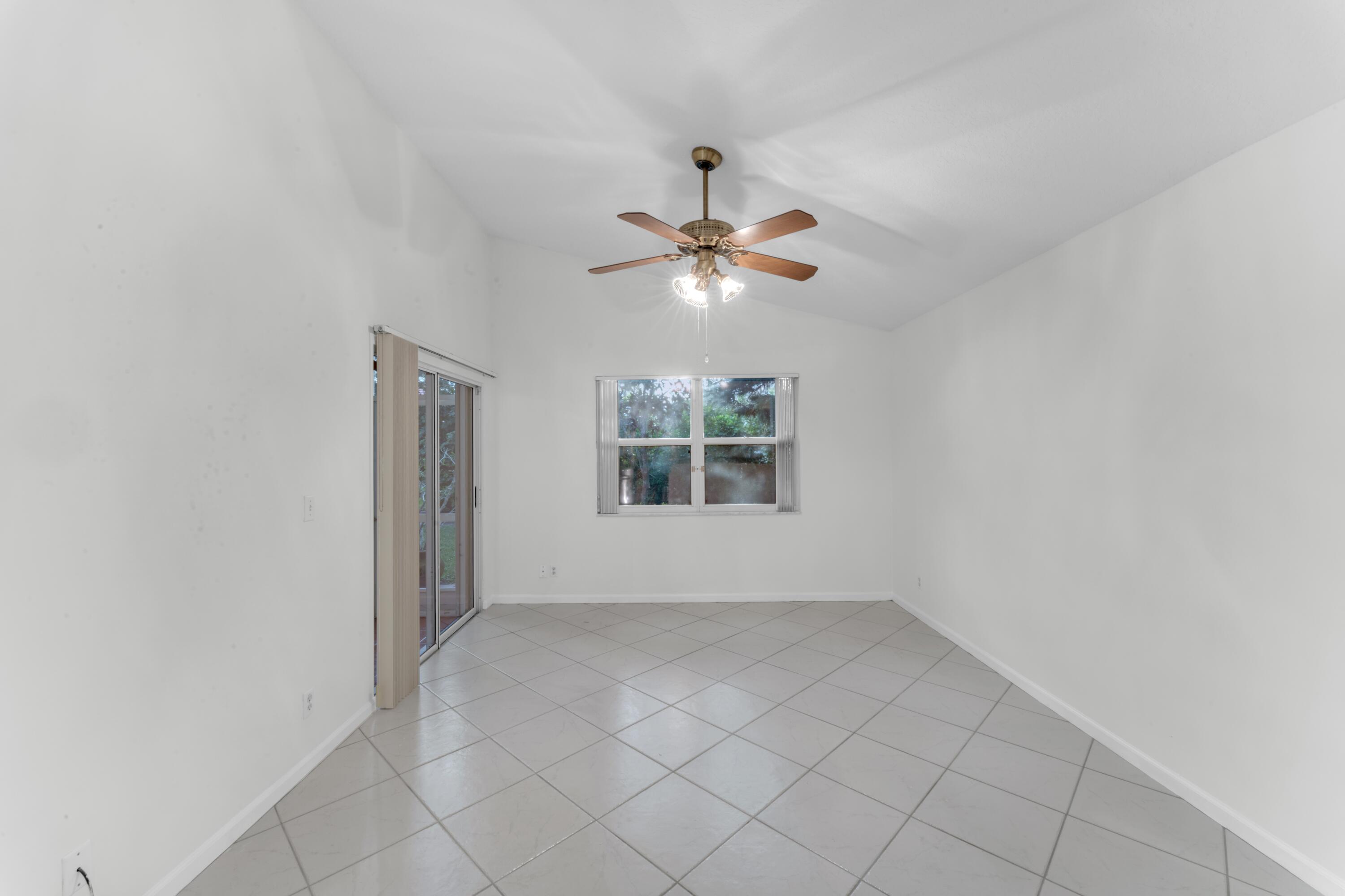 2705 Pointe Circle Greenacres, FL 33413 - Photo 13 of 46 Family Room