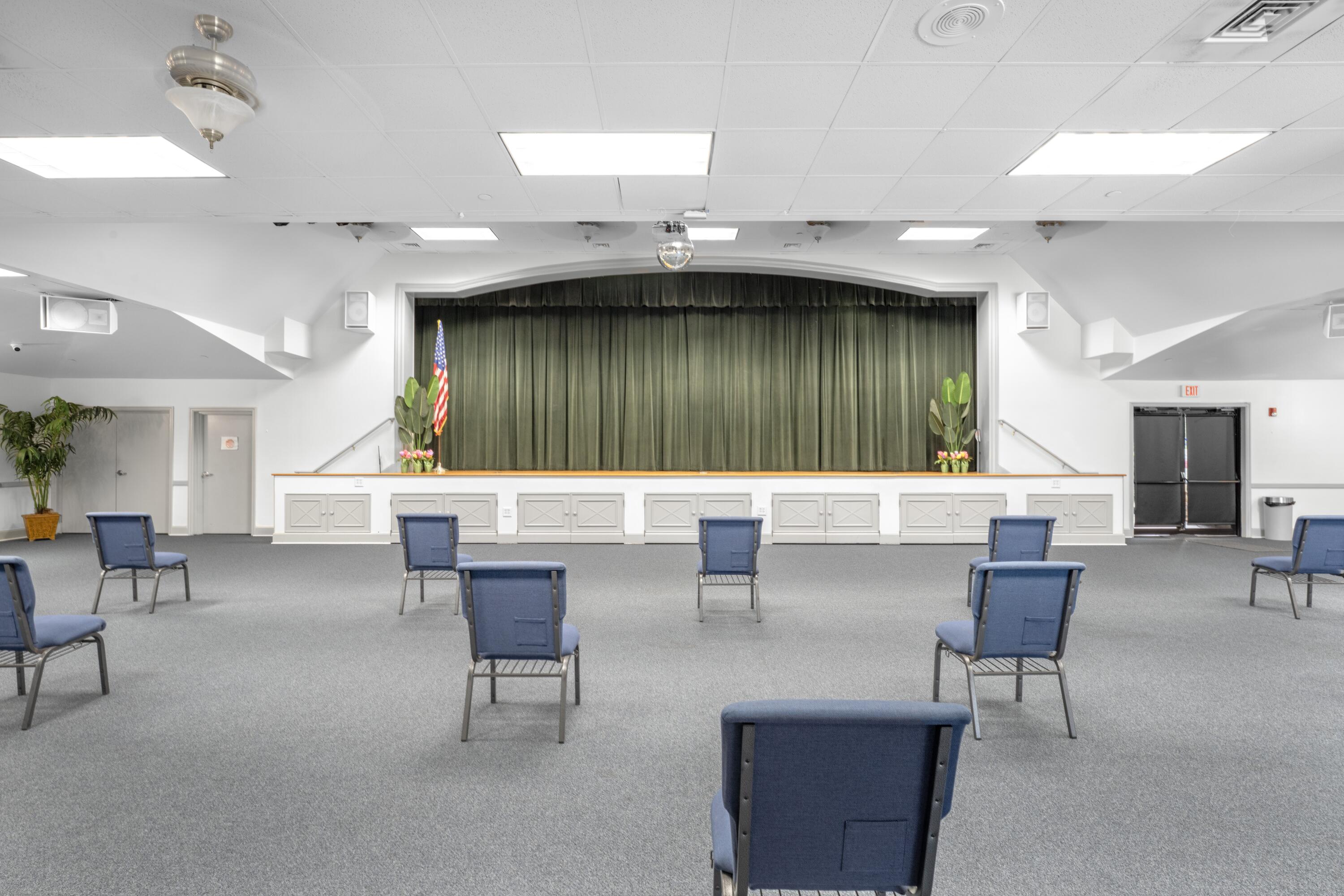 2705 Pointe Circle Greenacres, FL 33413 - Photo 33 of 46 Theater