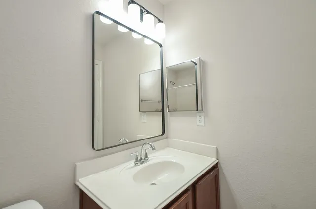 $2,000 | 24542 Folkstone Circle, Katy, TX 77494