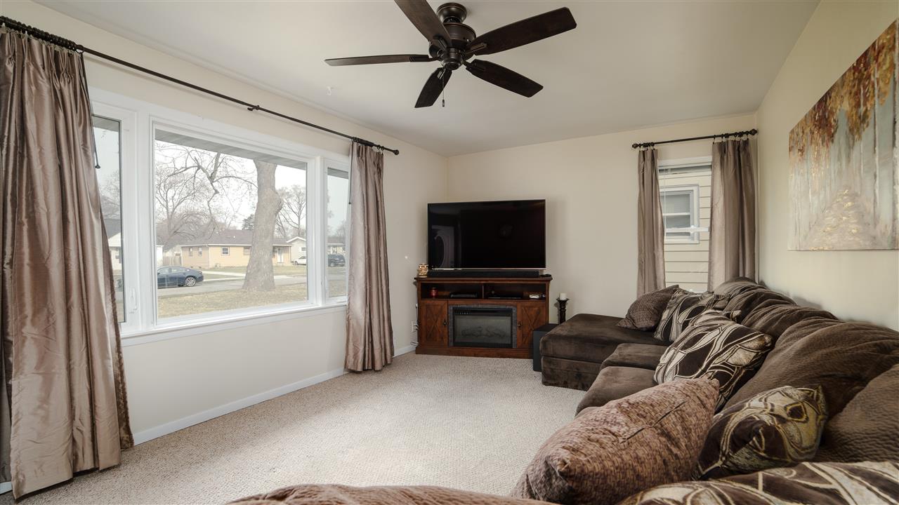 3011 Ruth Street Rockford, IL 61103 - Photo 5 of 25 Gallery Image 5
