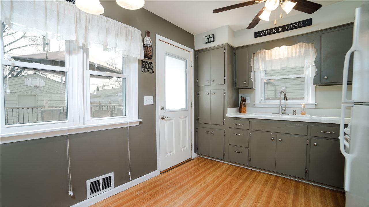 3011 Ruth Street Rockford, IL 61103 - Photo 6 of 25 Gallery Image 6