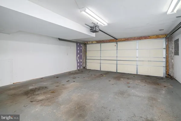 $1,500 | 2702 Cranston Road, Philadelphia, PA 19131
