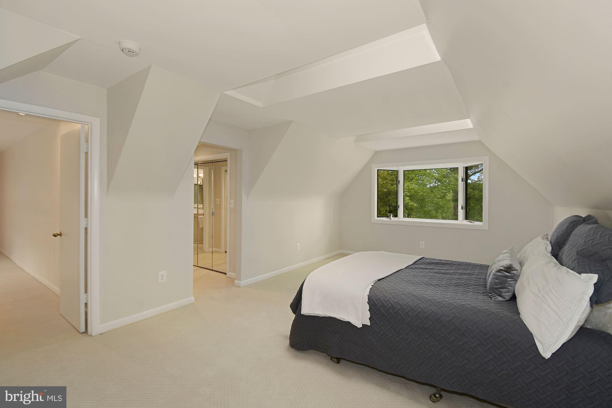 7348 Hooking Road McLean, VA 22101 - Photo 24 of 44 Gallery Image 24