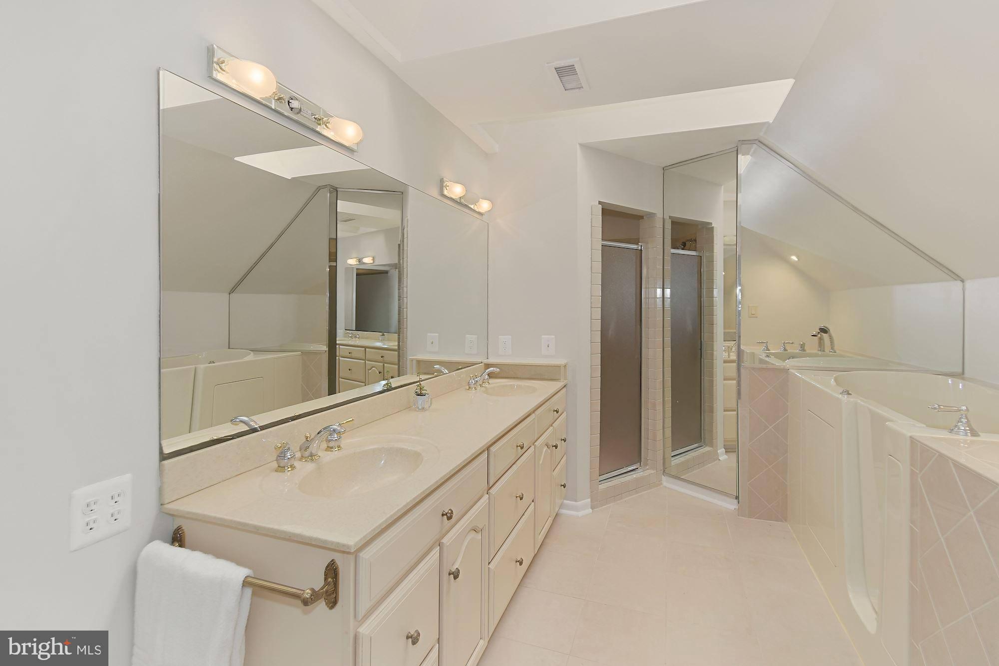 7348 Hooking Road McLean, VA 22101 - Photo 26 of 44 Gallery Image 26