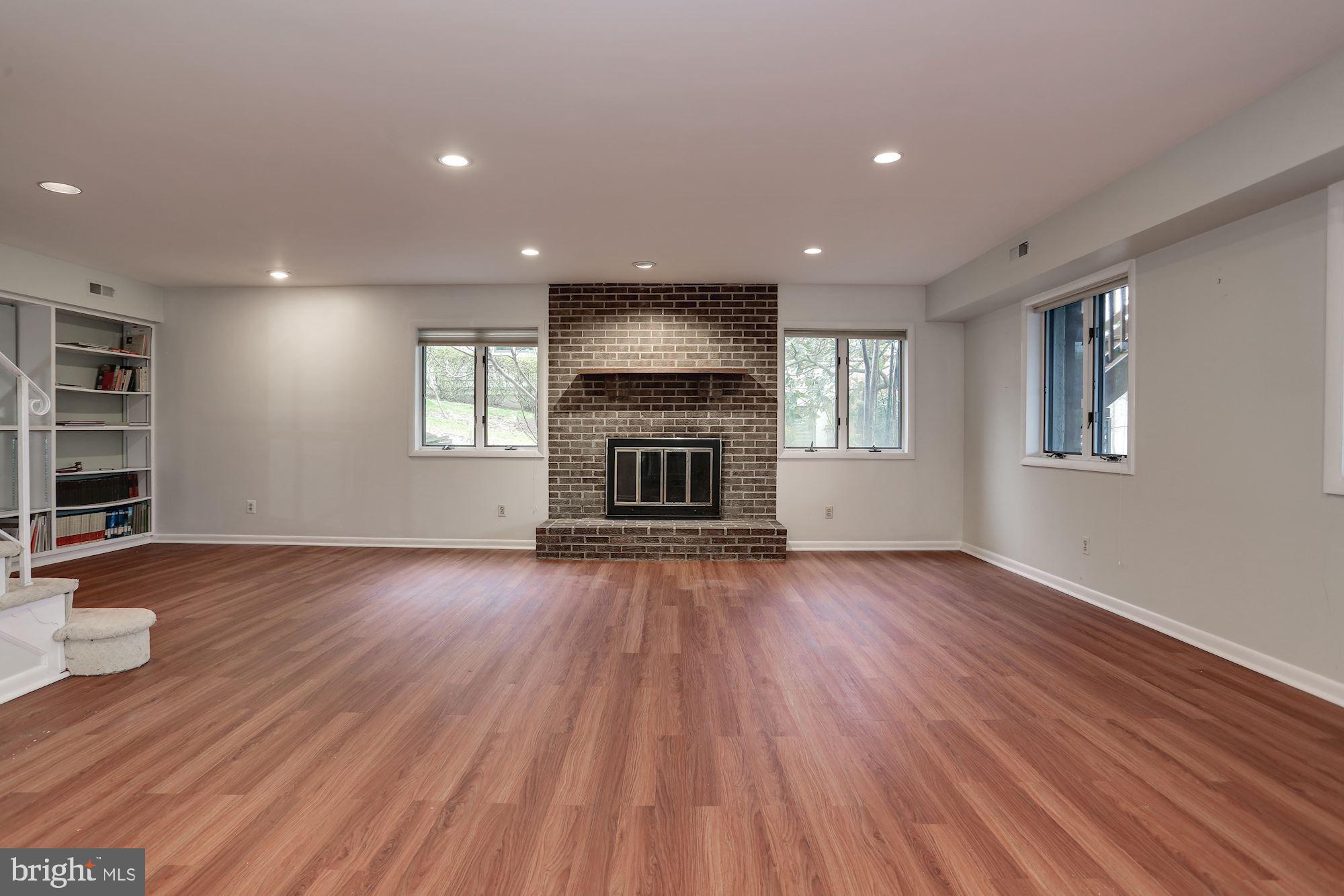 7348 Hooking Road McLean, VA 22101 - Photo 32 of 44 Gallery Image 32