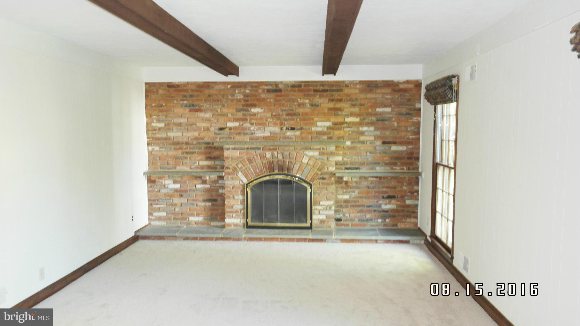 1541 Blue Meadow Road Potomac, MD 20854 - Photo 7 of 12 Family Room