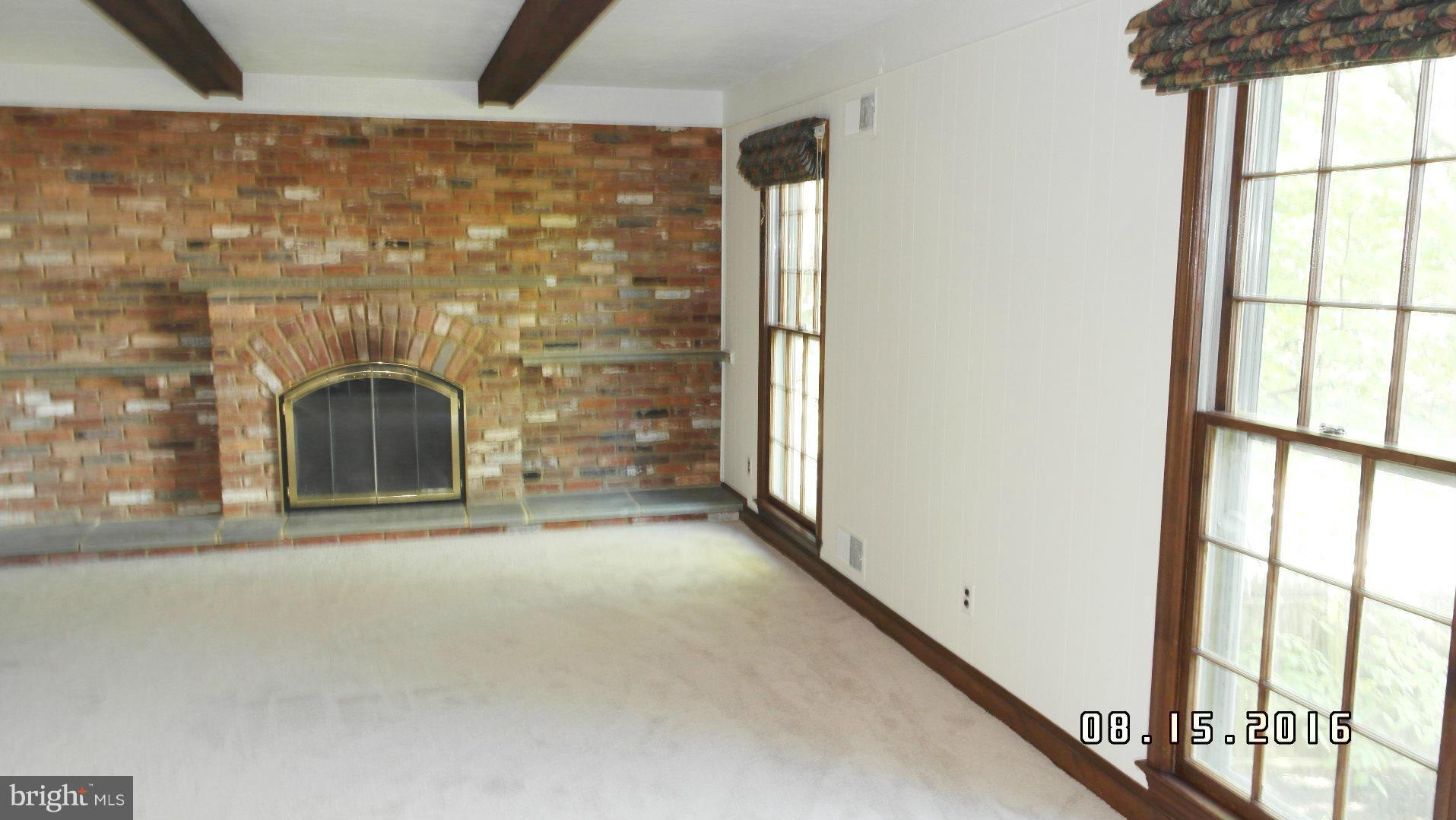 1541 Blue Meadow Road Potomac, MD 20854 - Photo 8 of 12 Family Room