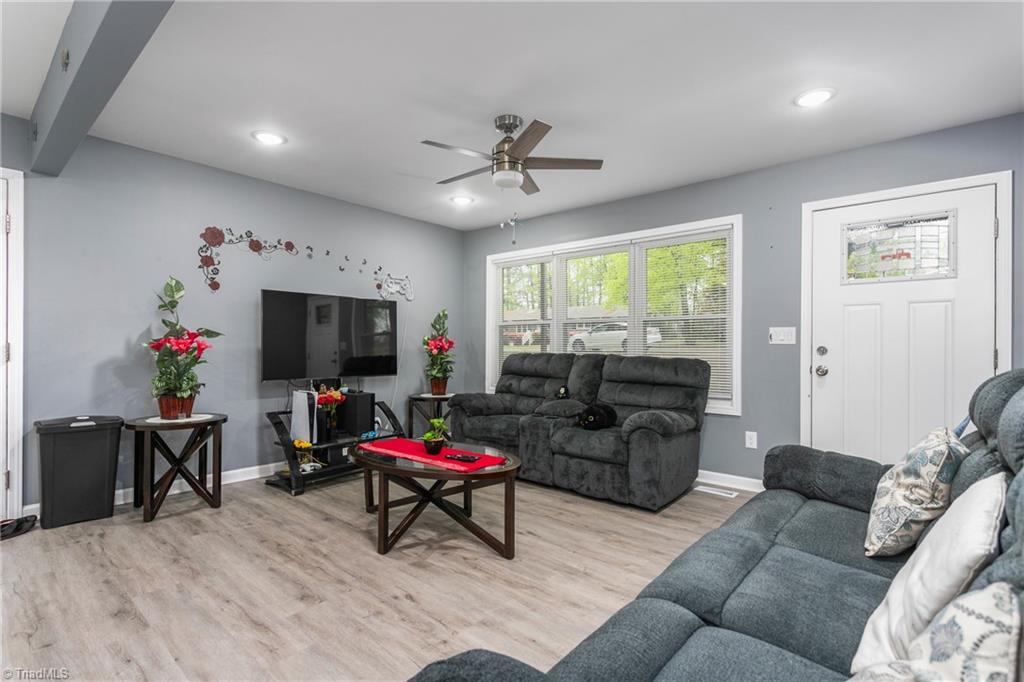 2513 William Allen Road Burlington, NC 27217 - Photo 4 of 18