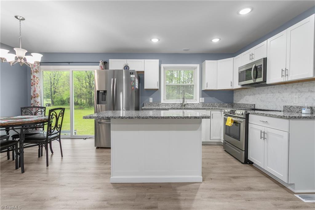 2513 William Allen Road Burlington, NC 27217 - Photo 6 of 18