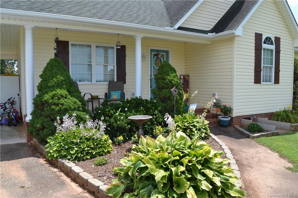 136 Wise Road Lincolnton, NC 28092 - Photo 2 of 21 Gallery Image 2