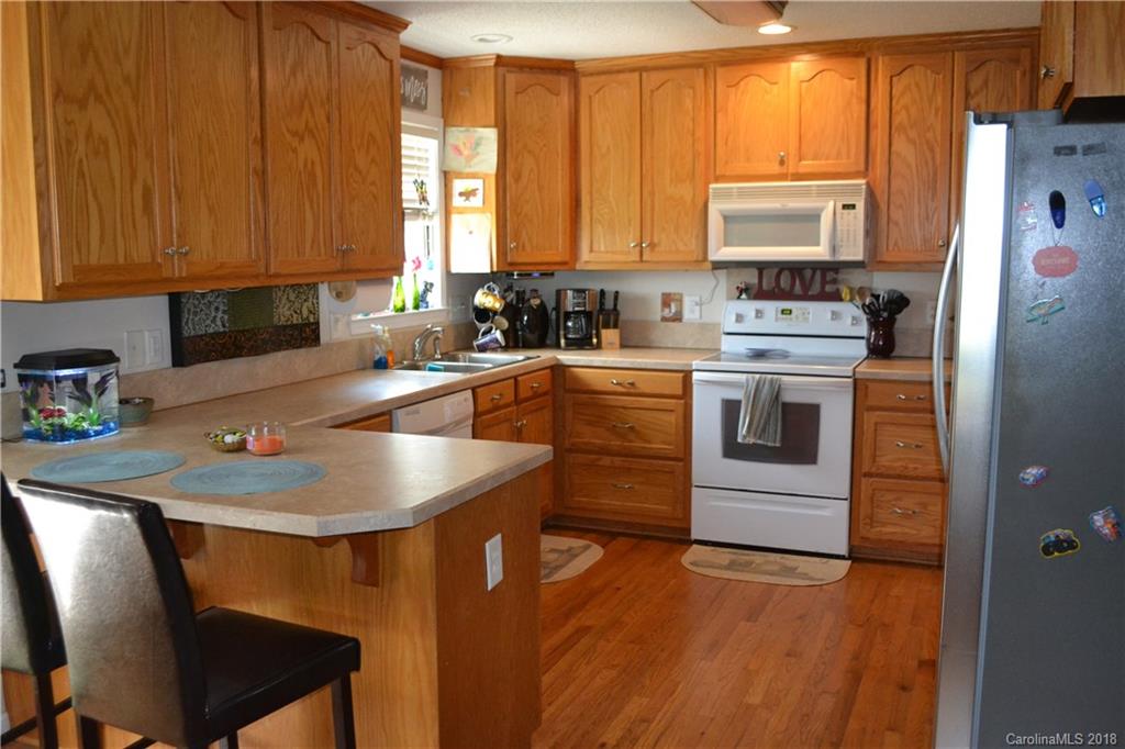 136 Wise Road Lincolnton, NC 28092 - Photo 12 of 21 Gallery Image 12
