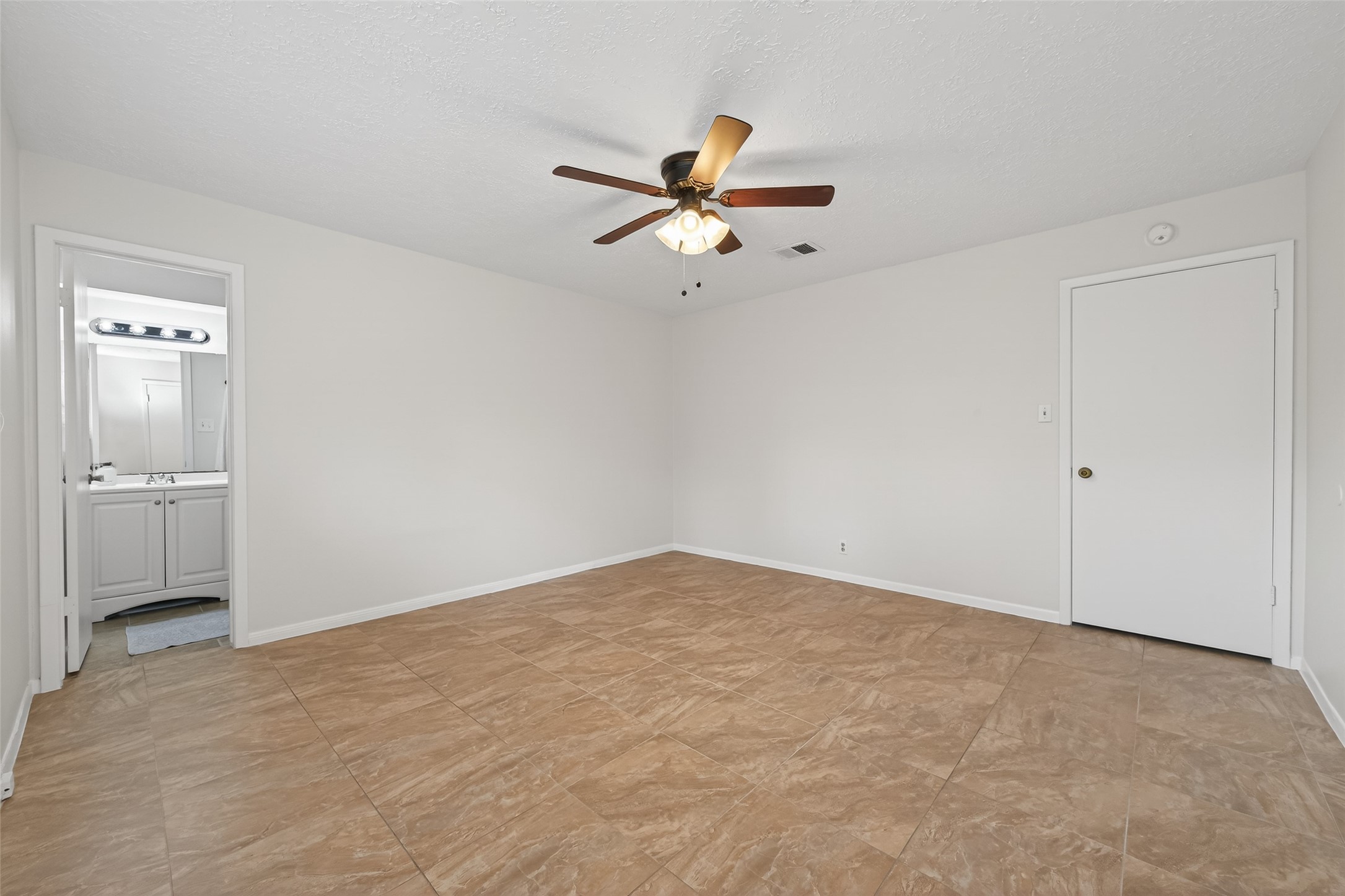 23919 Farm Hill Drive Spring, TX 77373 - Photo 33 of 41 a view of an empty room