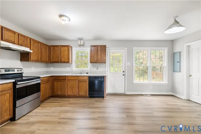 $399,000 | 9104 Brookwood Glen Drive, Glen Allen, VA 23060