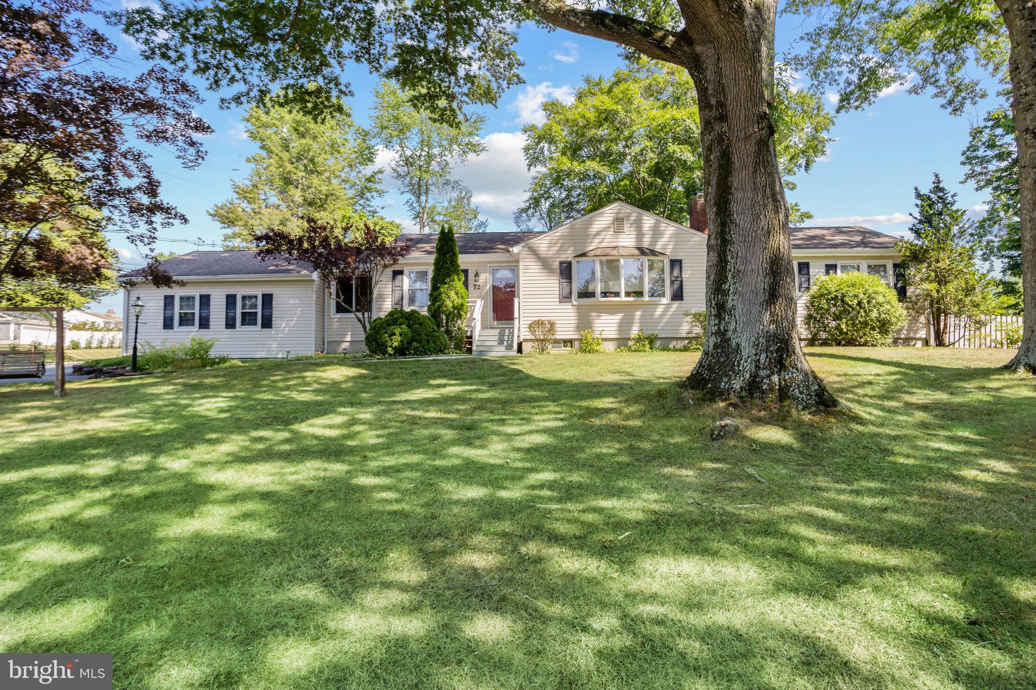 72 Federal City Road Ewing, NJ 08638 - Photo 3 of 41