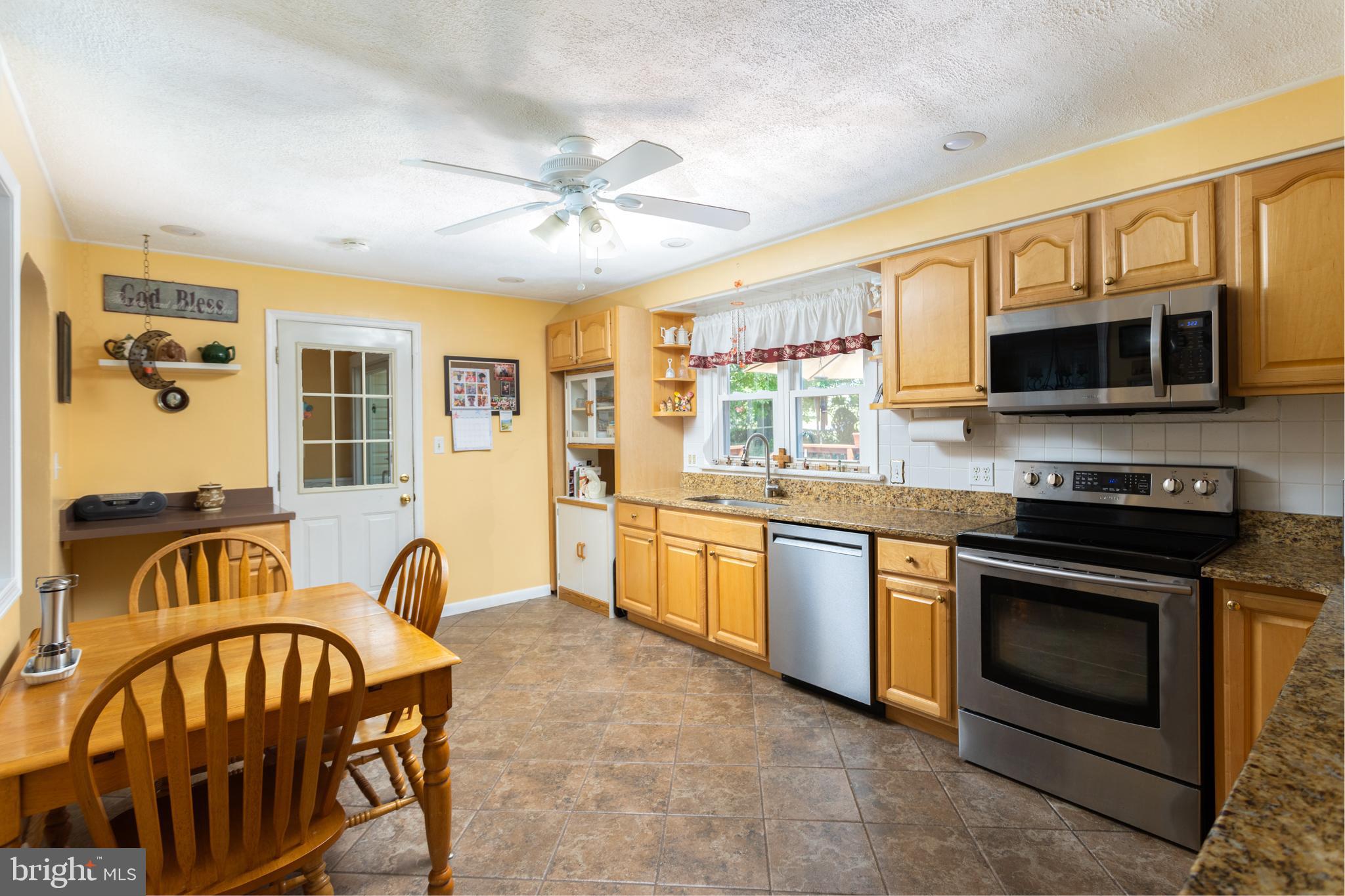 72 Federal City Road Ewing, NJ 08638 - Photo 10 of 41