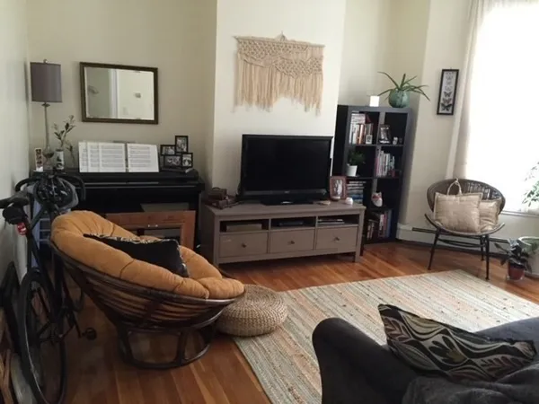 $2,625 | 25 Newton Street, Unit 2, Boston, MA 02135