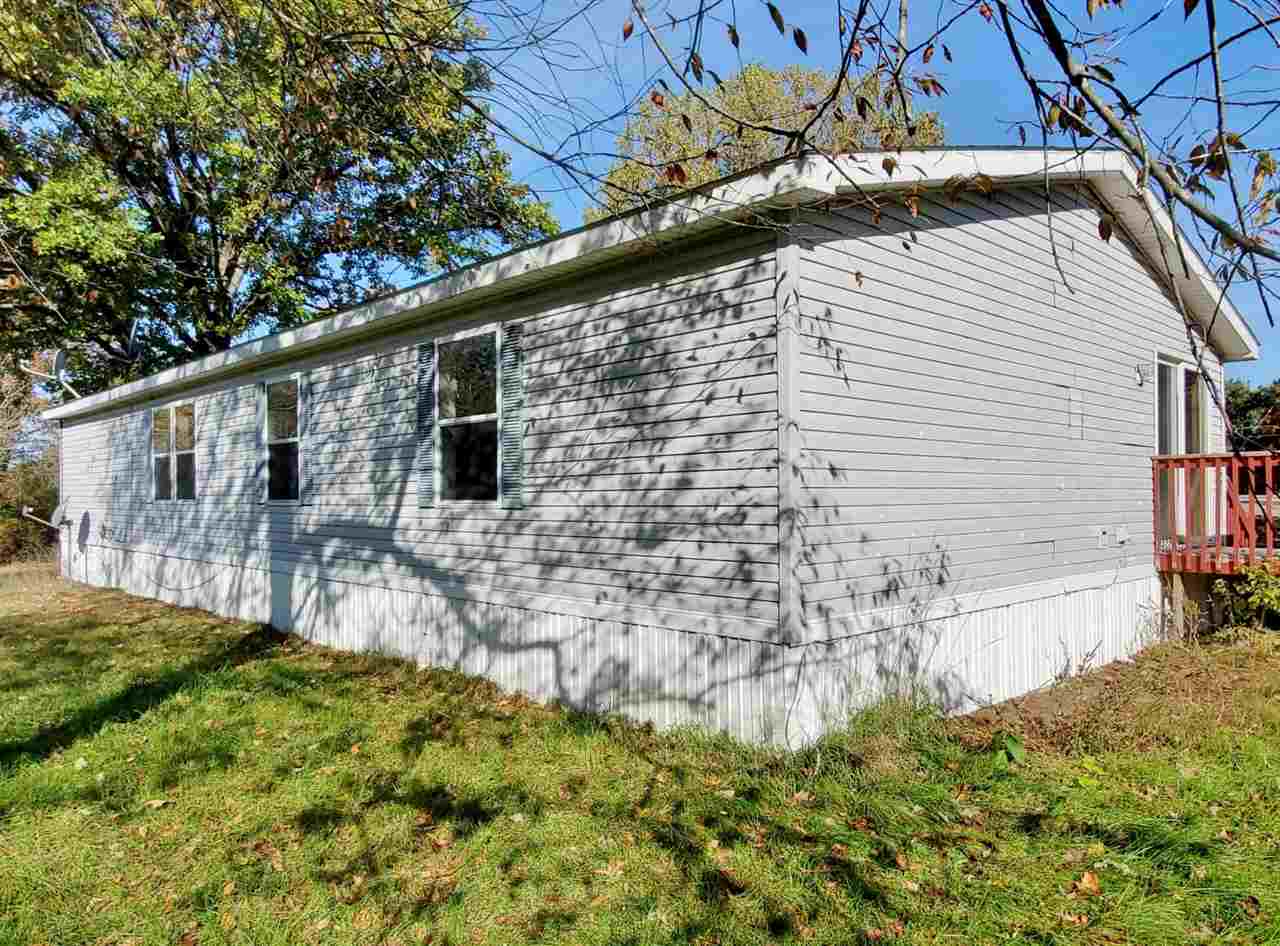5628 Howard City Edmore Road Edmore, MI 48829 - Photo 23 of 27 1868697-22.JPG