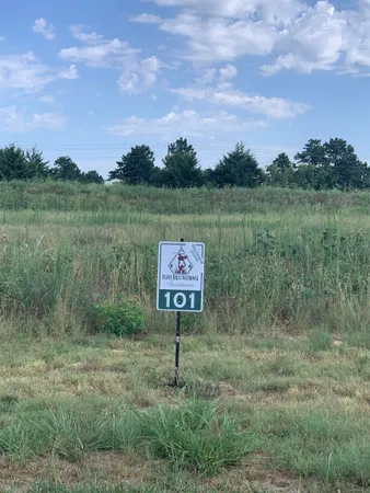 $190,000 | 1102 East Flint Hills National Parkway, Andover, KS 67002