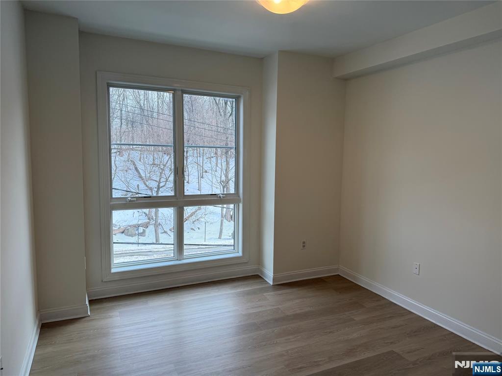 2001 Hudson Terrace, Unit 306 Fort Lee, NJ 07024 - Photo 11 of 22