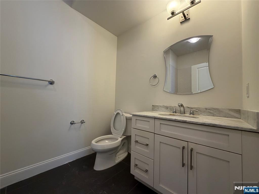 2001 Hudson Terrace, Unit 306 Fort Lee, NJ 07024 - Photo 15 of 22