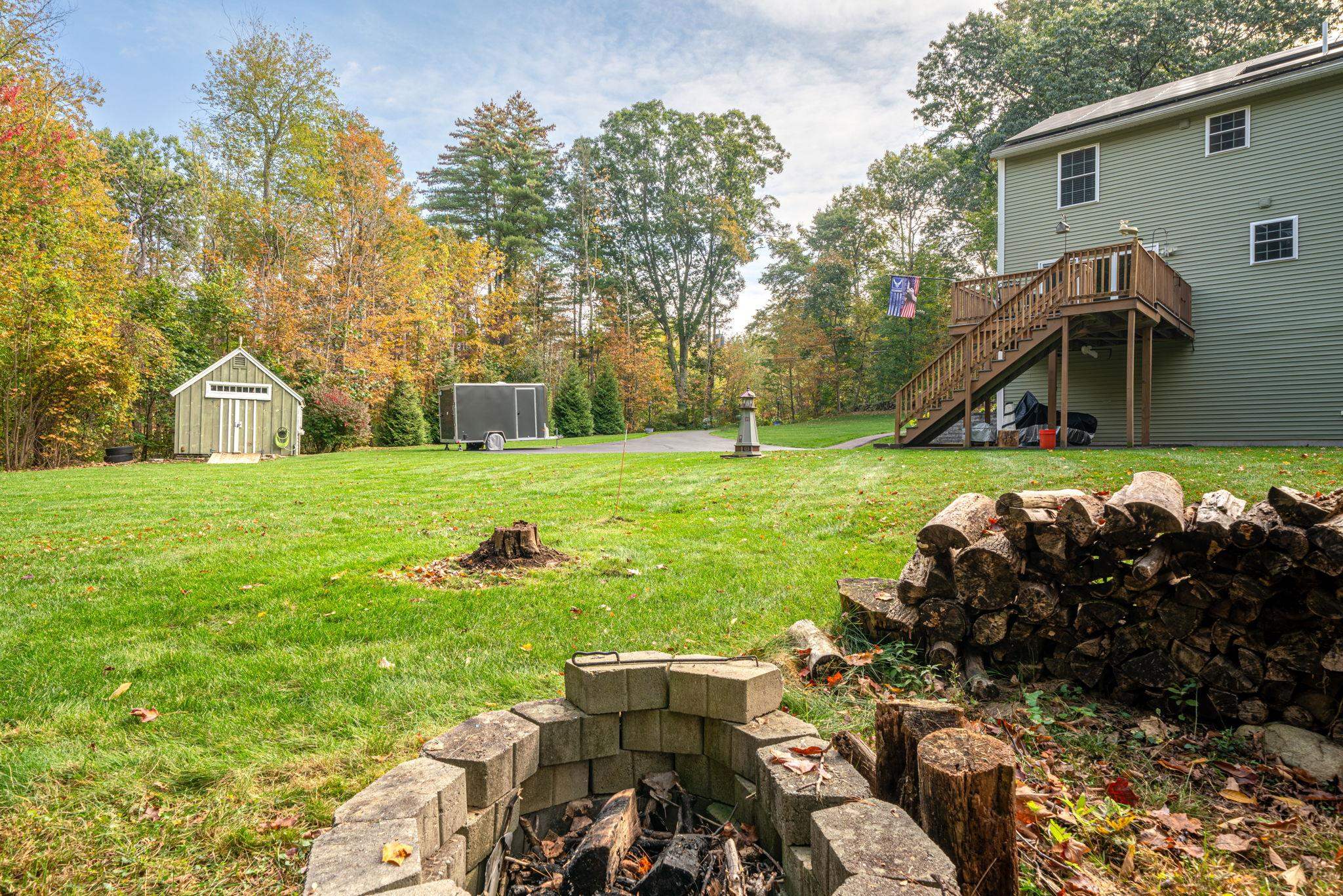 44 Old Chester Road Derry, NH 03038 - Photo 28 of 38