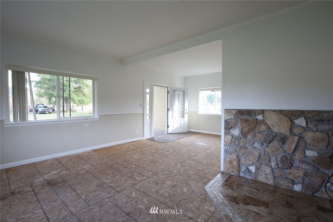 323 Annonen Road Vader, WA 98596 - Photo 4 of 19