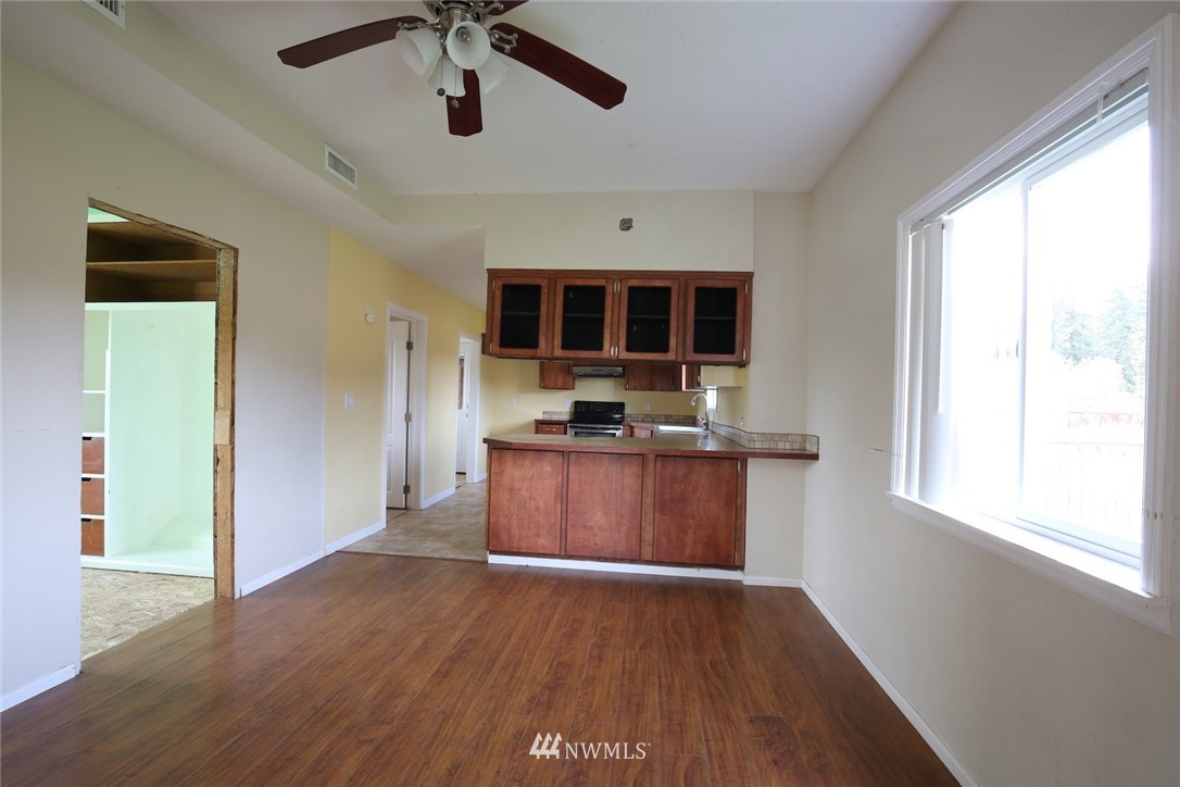 323 Annonen Road Vader, WA 98596 - Photo 5 of 19