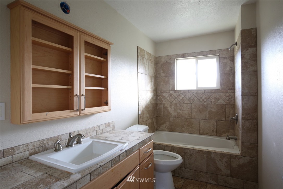 323 Annonen Road Vader, WA 98596 - Photo 10 of 19