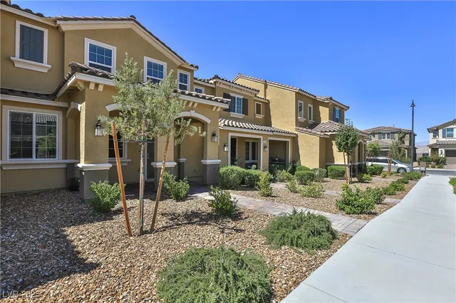 $1,950 | 3590 Credere Lane, Henderson, NV 89044