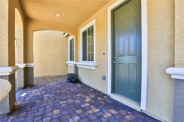 $1,950 | 3590 Credere Lane, Henderson, NV 89044