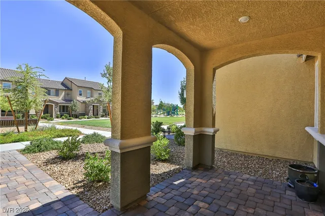 $1,950 | 3590 Credere Lane, Henderson, NV 89044