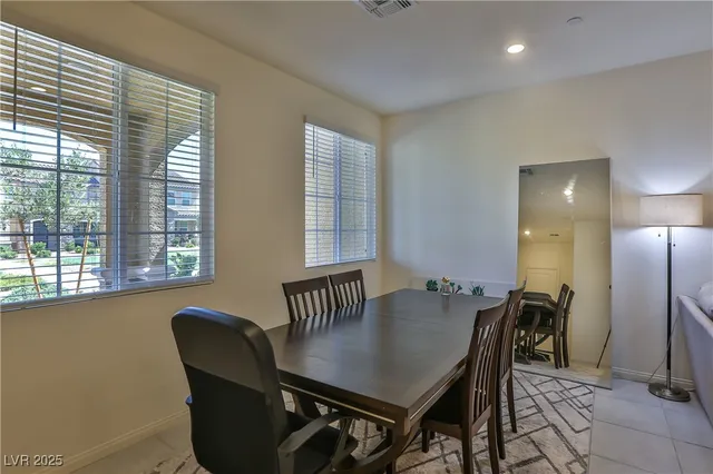 $1,950 | 3590 Credere Lane, Henderson, NV 89044