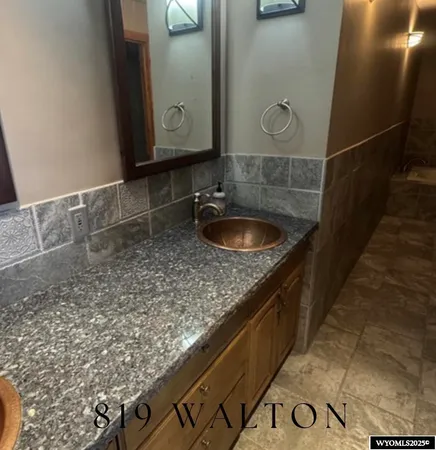 $399,900 | 815-819 Walton Avenue, Evanston, WY 82930