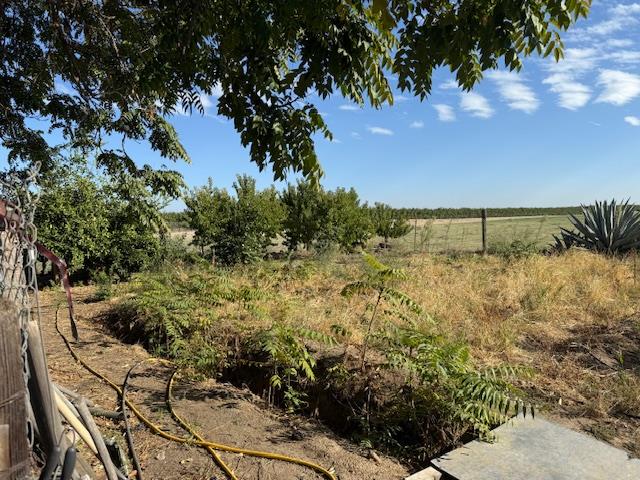 3219 East Huntsman Avenue, Unit 2 Fresno, CA 93725 - Photo 19 of 26 a view of a lake