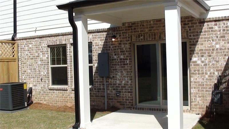1174 Arrowlake Road Marietta, GA 30064 - Photo 6 of 39