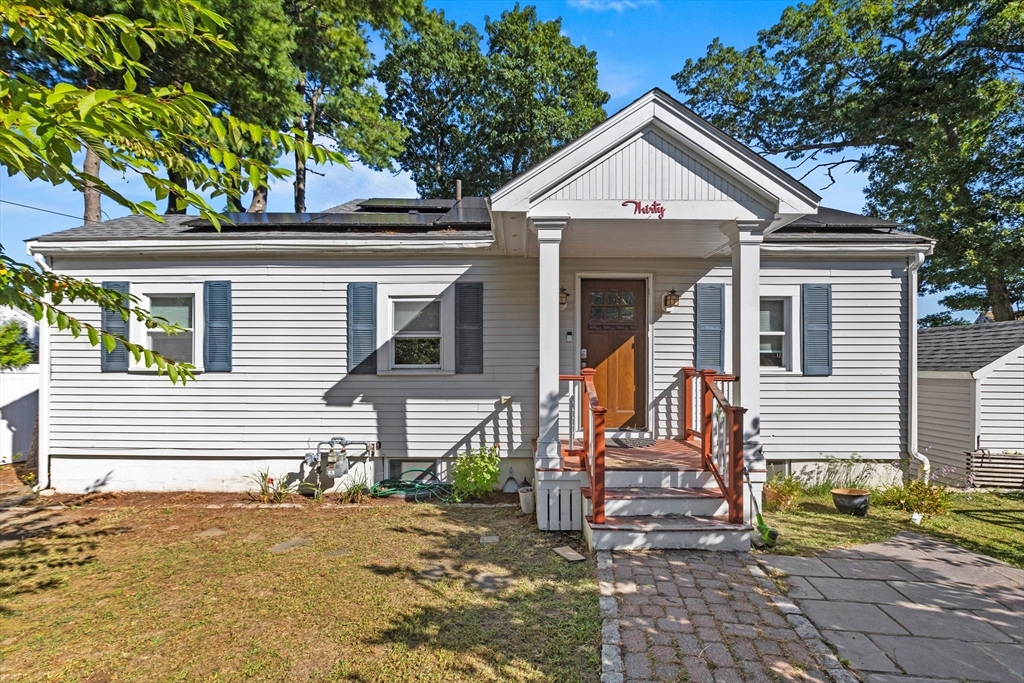 30 Corey Street Randolph, MA 02368 - Photo 4 of 24 Gallery Image 4