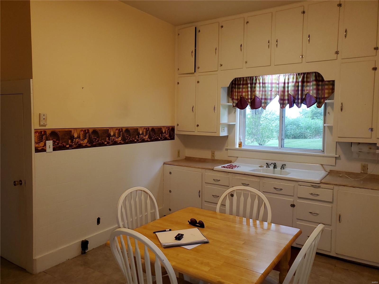 4255 State Rte 150 Chester, IL 62233 - Photo 19 of 42 Gallery Image 19