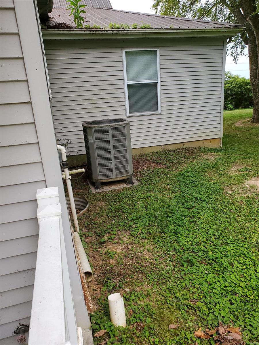 4255 State Rte 150 Chester, IL 62233 - Photo 8 of 42 Gallery Image 8