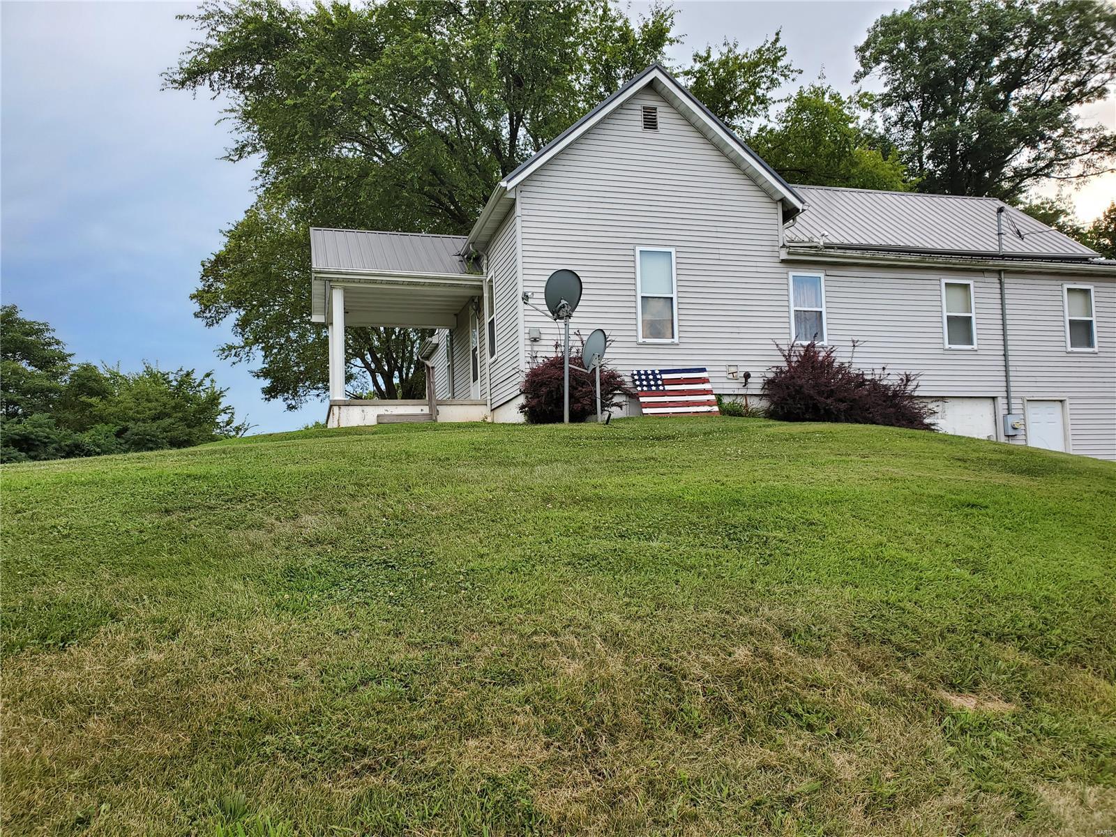 4255 State Rte 150 Chester, IL 62233 - Photo 9 of 42 Gallery Image 9
