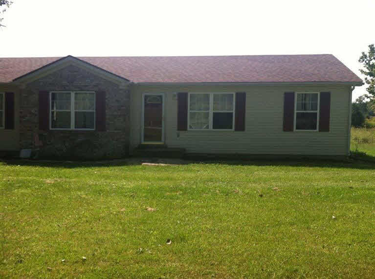 11025 East Fitzpatrick Road Pekin, IN 47165 - Photo 9 of 15