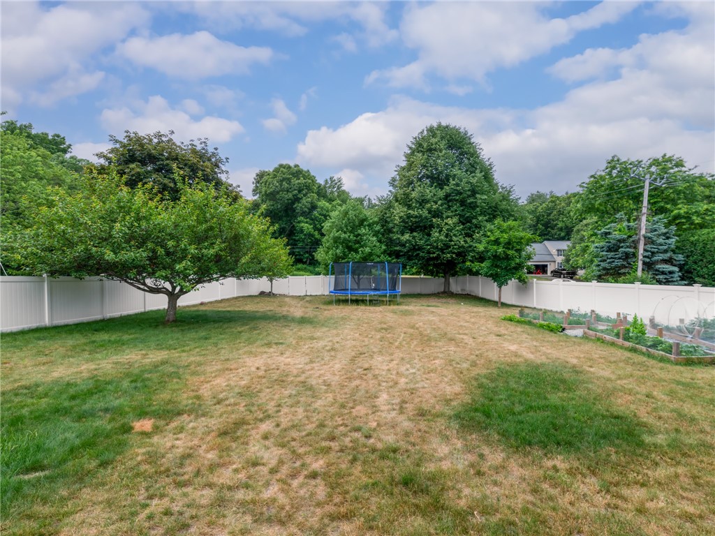 2 Brookfield Road Coventry, RI 02816 - Photo 7 of 43