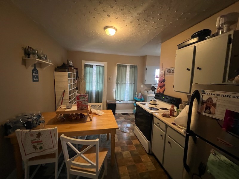 13-15 Maple Street Corning, NY 14830 - Photo 4 of 7